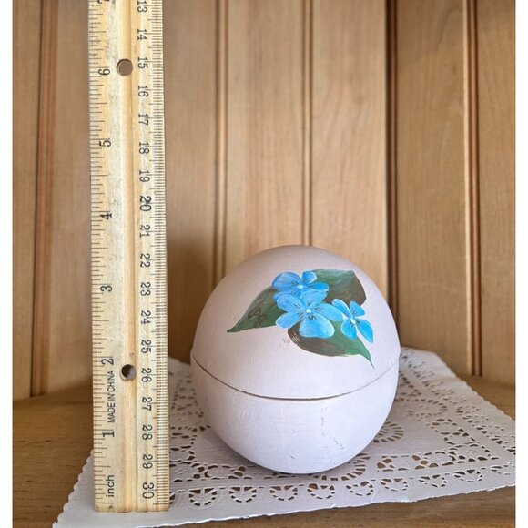 Hand-Painted Ceramic Egg-Shaped Trinket Box Floral Design Decorative Storage - Picture 2 of 8